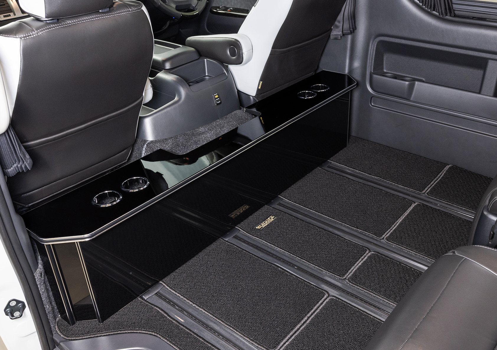 LUXBOX「モンラックス」イメージ